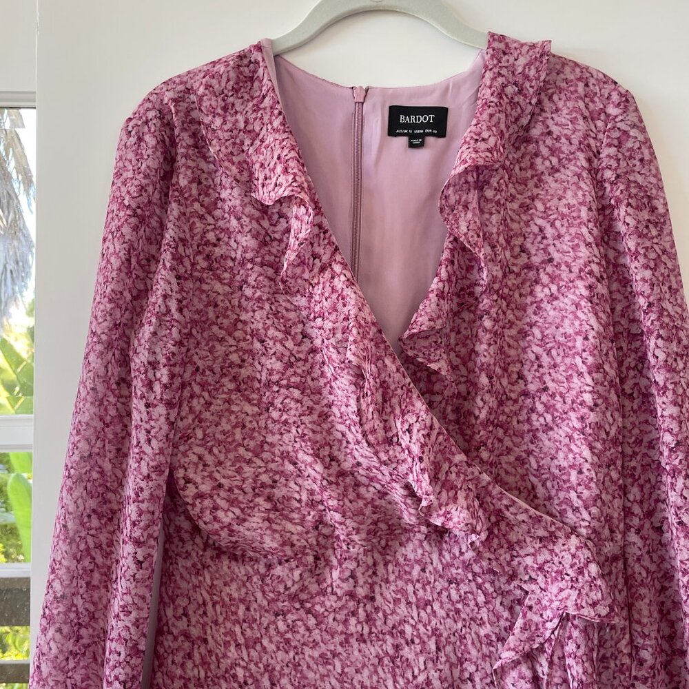 Bardot Ruffled Hem Mini Dress with Long Sleeves and Vl-Neck, Fuschia Pink,‎ 12 - Picture 3 of 9